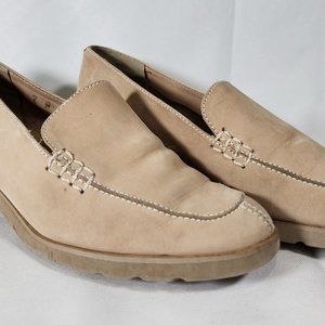 Andre Assous Featherweights Beige Heels Size 6